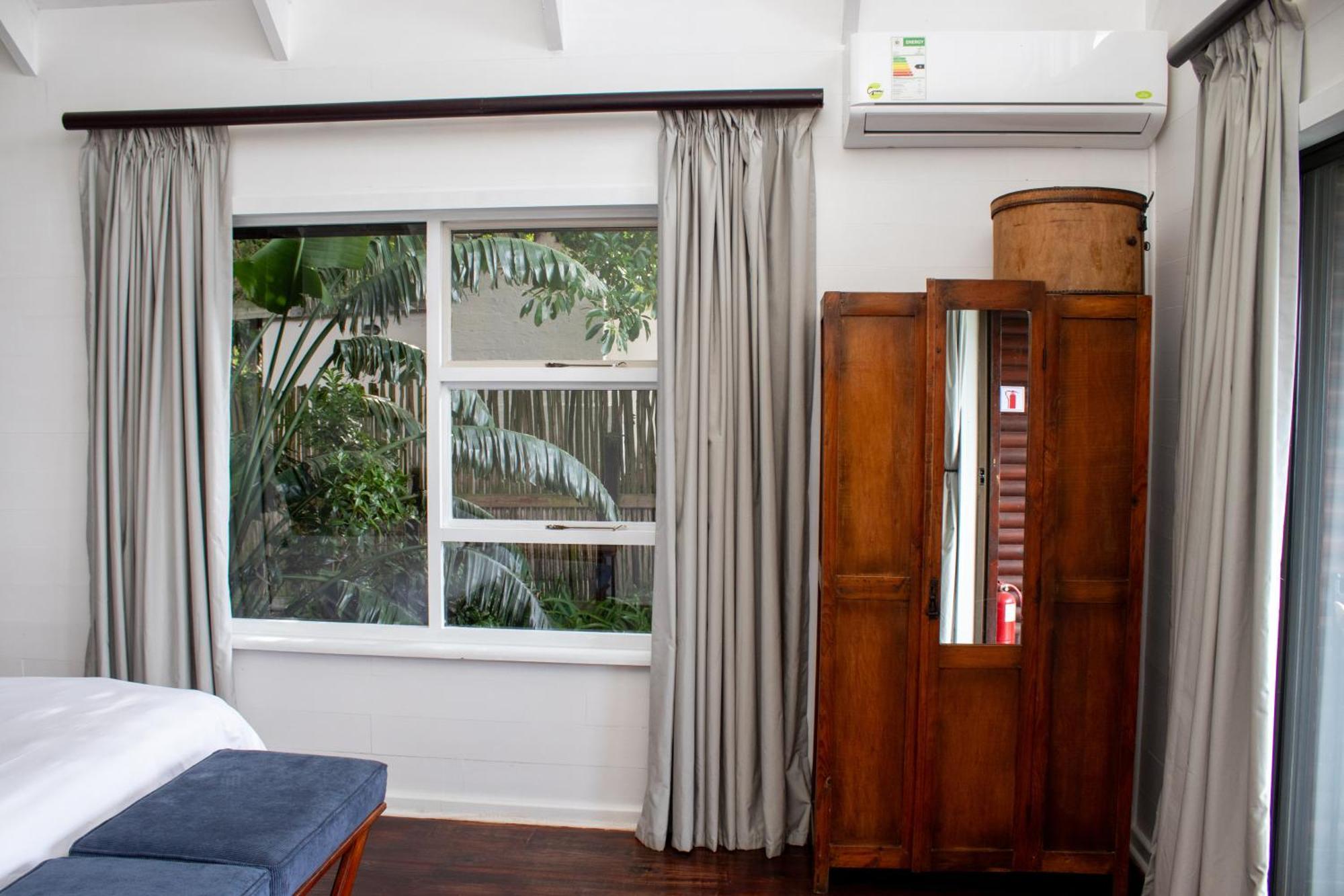มิสตี้ เมาน์เท็น รีเสิร์ฟ Hotel สตอร์มริเวอร์ ภายนอก รูปภาพ